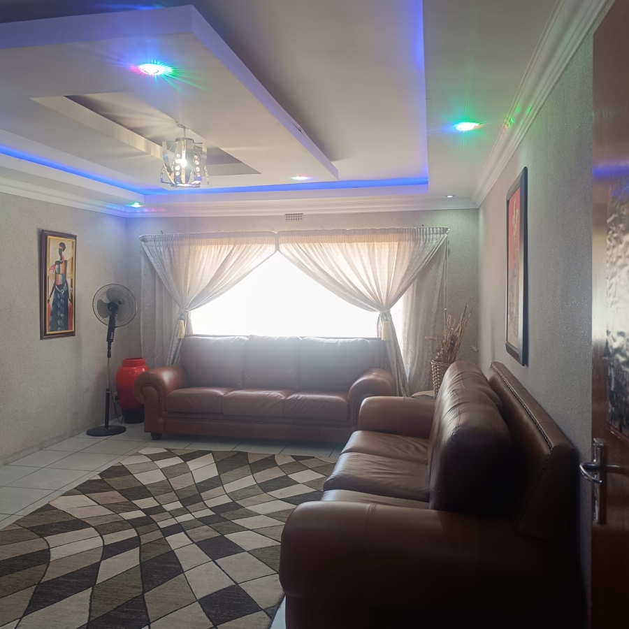 3 Bedroom Property for Sale in Vaalpark Free State